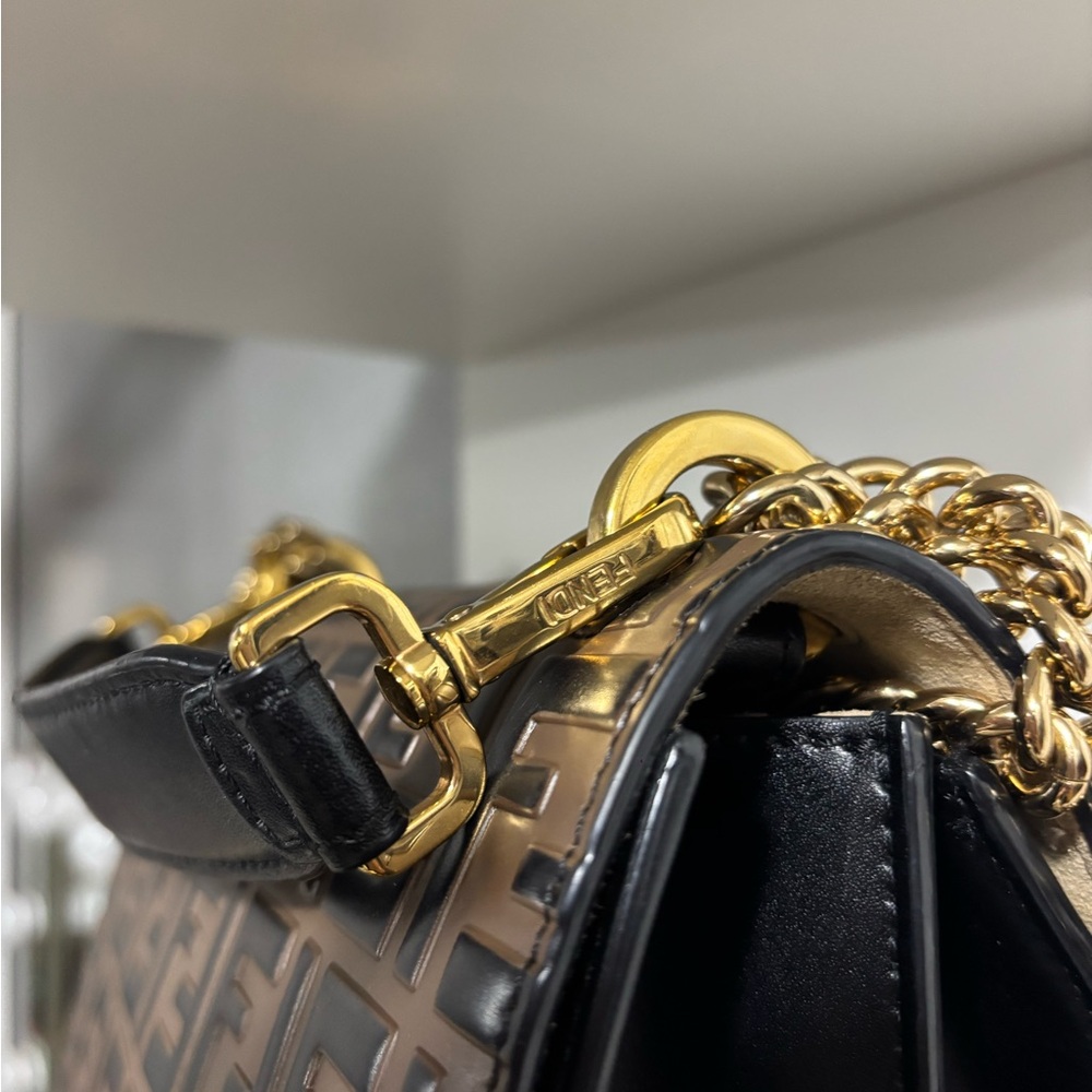 Fendi zucca medium bag - Picture 3 of 9